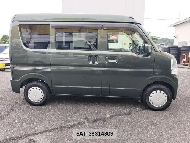 Suzuki EVERY 2022-02 8742006-9