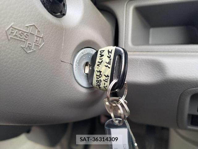 Suzuki EVERY 2022-02 8742006-12