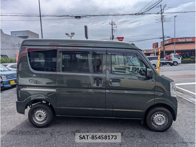Suzuki EVERY 2024-02 8741998-3