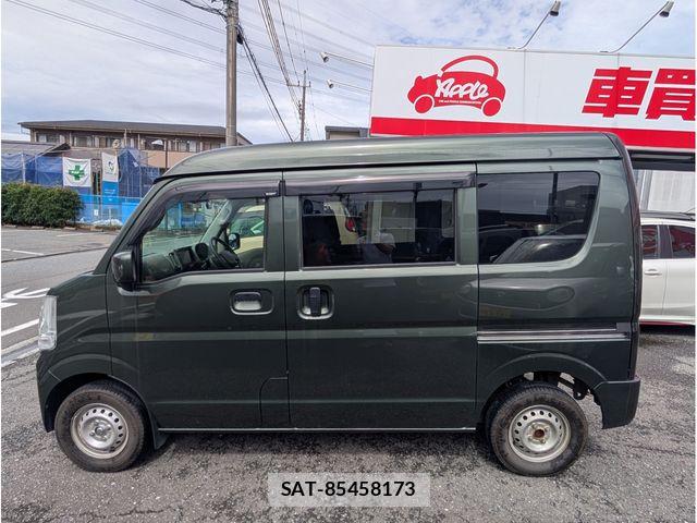 Suzuki EVERY 2024-02 8741998-4