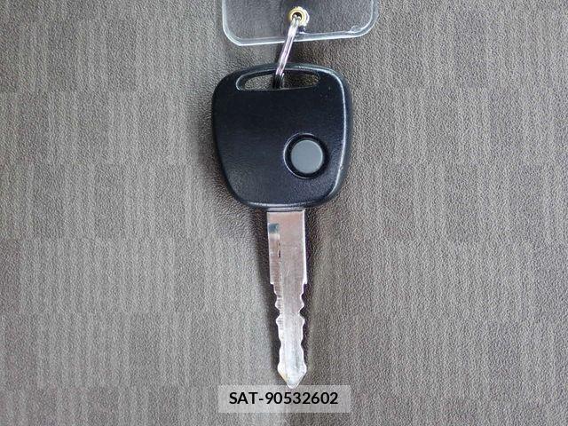 Suzuki EVERY 2022-03 8780169-11