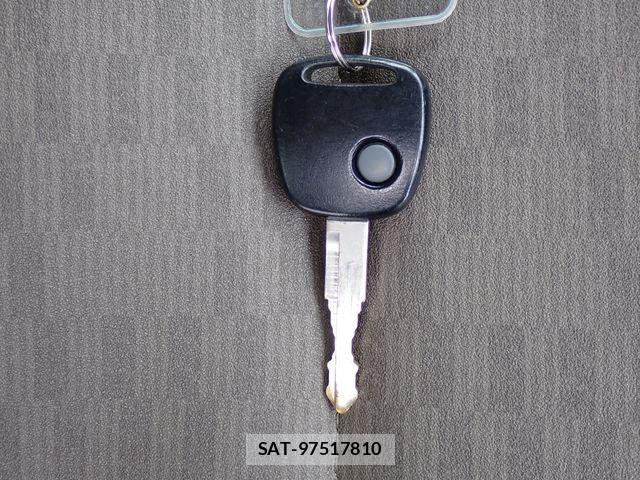 Suzuki EVERY 2022-04 8780181-11