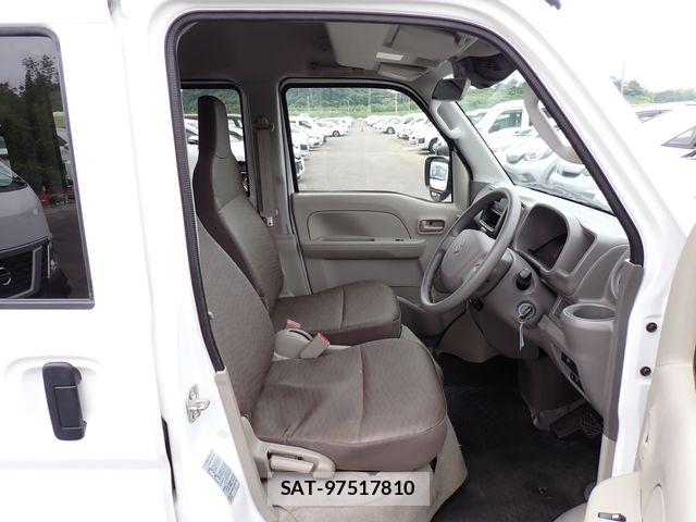 Suzuki EVERY 2022-04 8780181-12