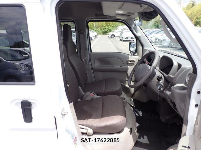 Suzuki EVERY 2022-03 8780174-12