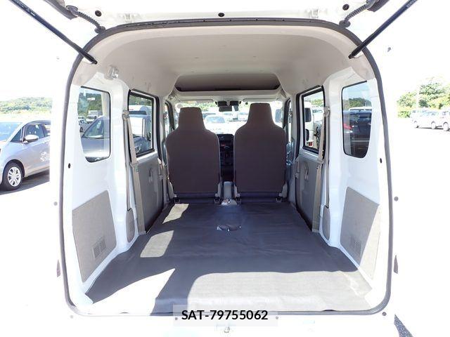 Suzuki EVERY 2022-06 8780168-12