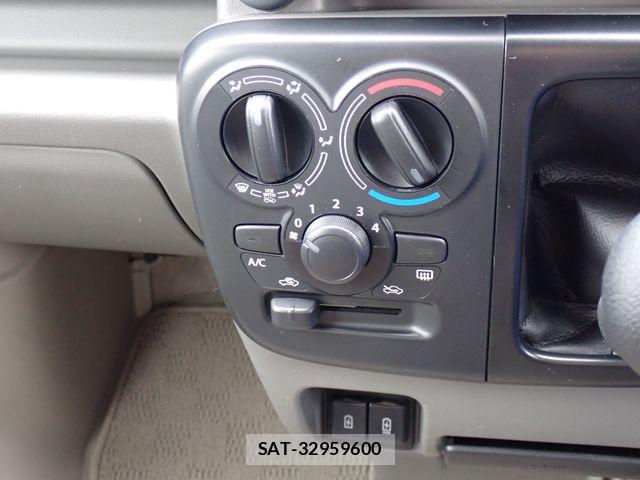 Suzuki EVERY 2024-03 8780166-11