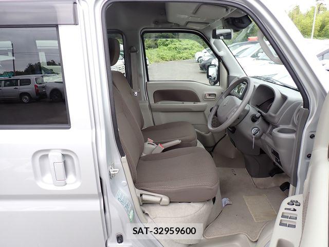 Suzuki EVERY 2024-03 8780166-12