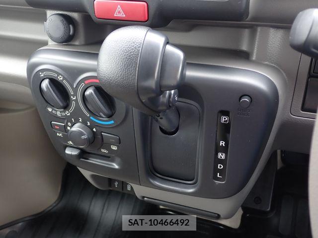Suzuki EVERY 2024-04 8780156-9