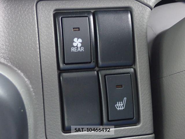 Suzuki EVERY 2024-04 8780156-11