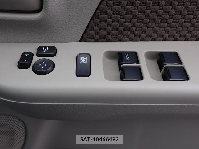Suzuki EVERY 2024-04 8780156-13