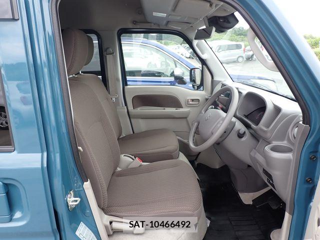 Suzuki EVERY 2024-04 8780156-14
