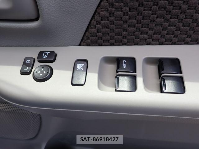 Suzuki EVERY 2024-04 8780163-14