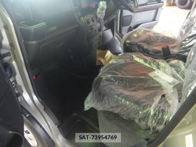Suzuki EVERY 2026-08 8780155-10