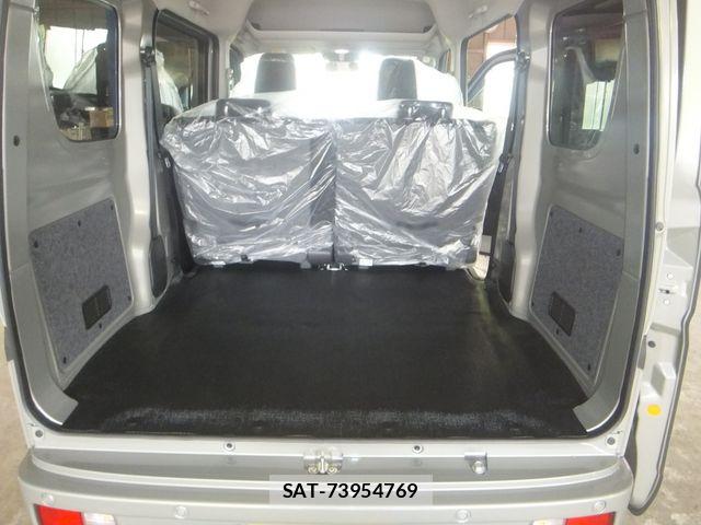 Suzuki EVERY 2026-08 8780155-14