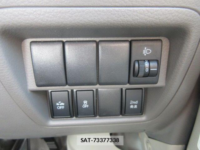 Suzuki EVERY 2018-03 8780184-15