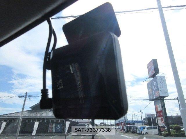 Suzuki EVERY 2018-03 8780184-19