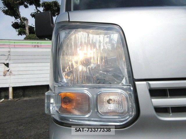 Suzuki EVERY 2018-03 8780184-25
