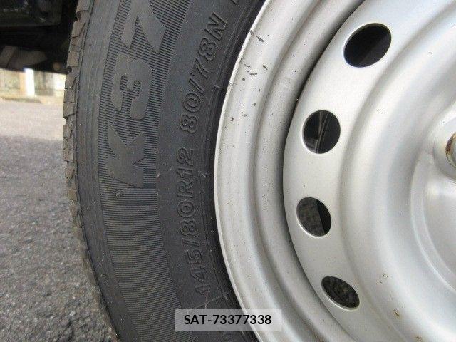 Suzuki EVERY 2018-03 8780184-29