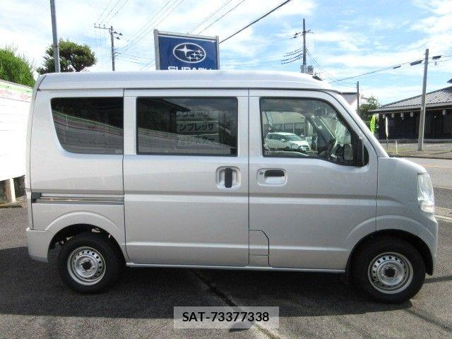 Suzuki EVERY 2018-03 8780184-3