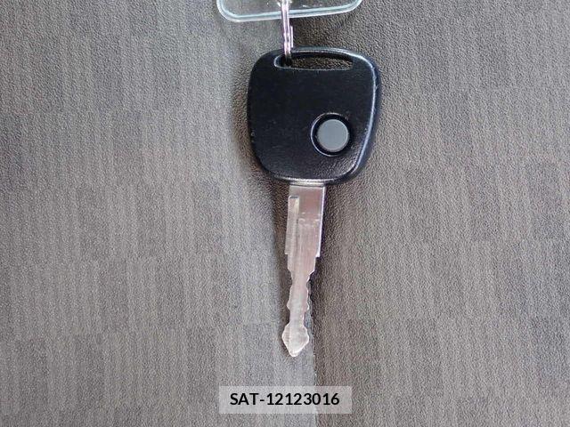 Suzuki EVERY 2022-04 8780189-10