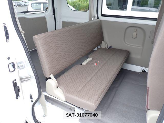 Suzuki EVERY 2022-03 8780179-13