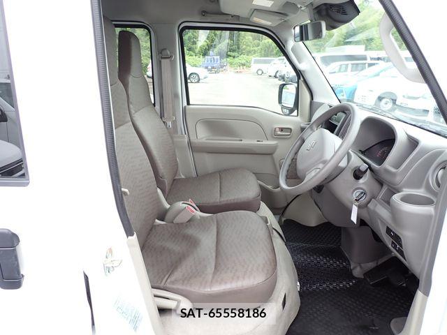 Suzuki EVERY 2022-03 8780188-11