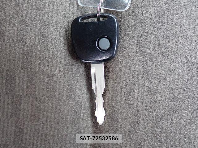 Suzuki EVERY 2022-02 8780173-11