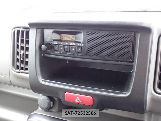 Suzuki EVERY 2022-02 8780173-5