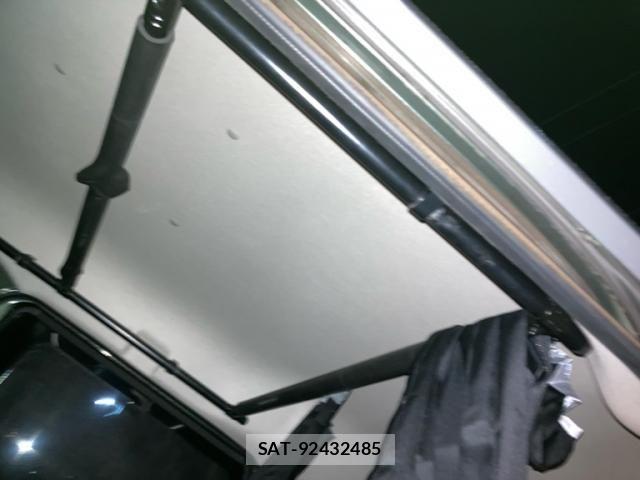 Suzuki EVERY 2020-03 8795916-7