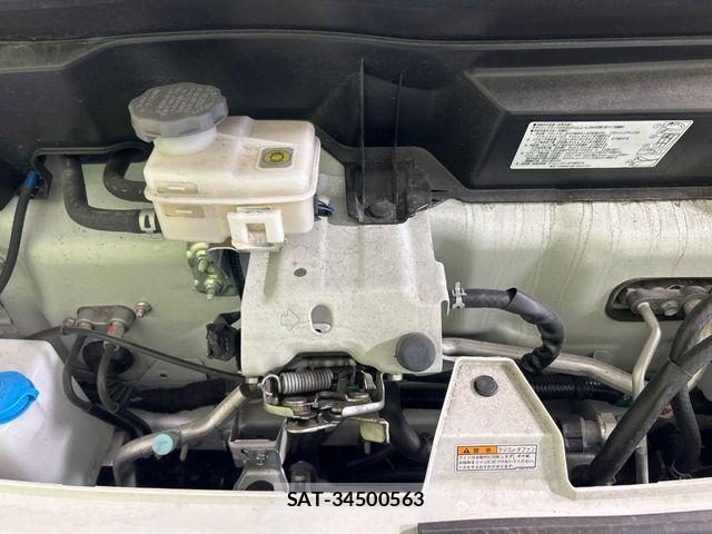 Suzuki EVERY 2025-08 8795905-17