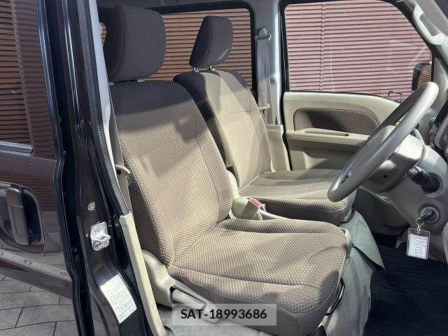 Suzuki EVERY 2018-09 8795908-10