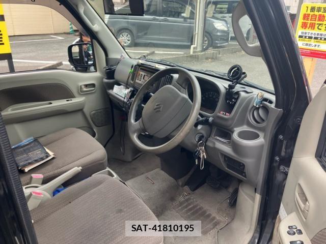 Suzuki EVERY 2016-11 8795920-9