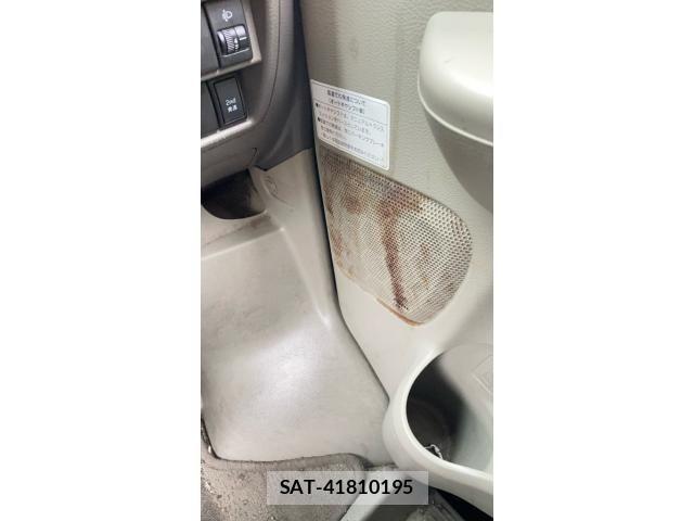 Suzuki EVERY 2016-11 8795920-20