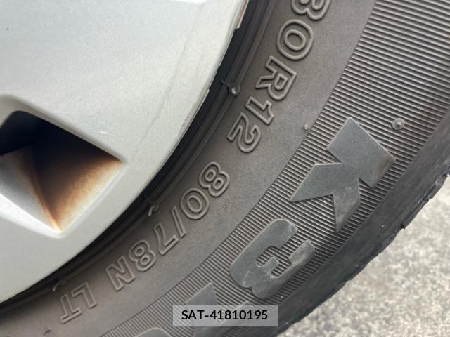 Suzuki EVERY 2016-11 8795920-6
