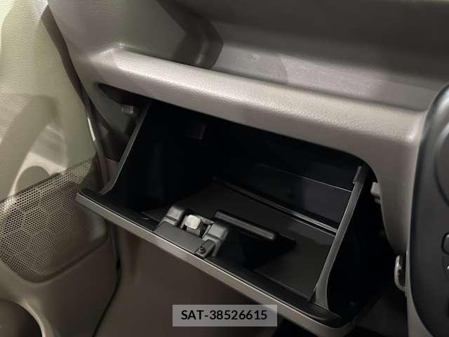 Suzuki EVERY 2021-08 8795907-17