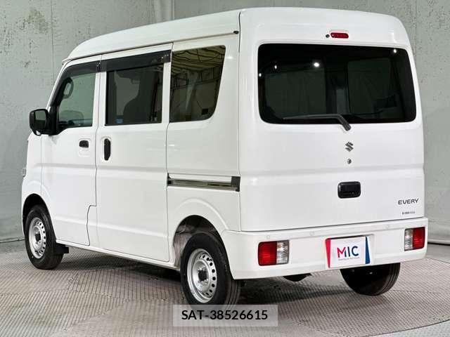 Suzuki EVERY 2021-08 8795907-6