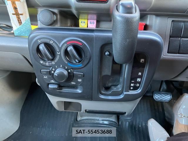 Suzuki EVERY 2019-01 8828966-16