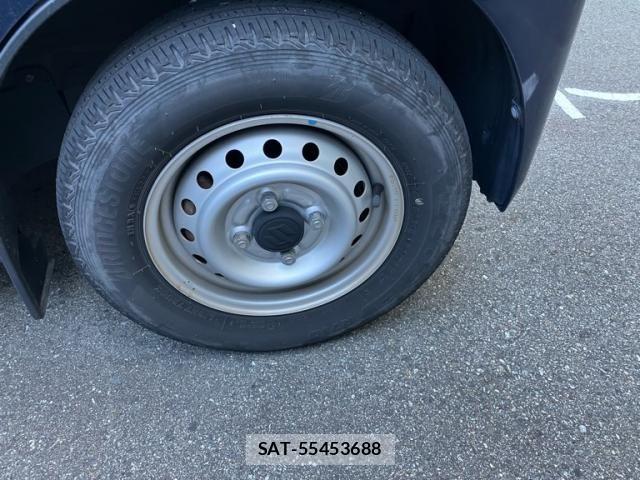 Suzuki EVERY 2019-01 8828966-2