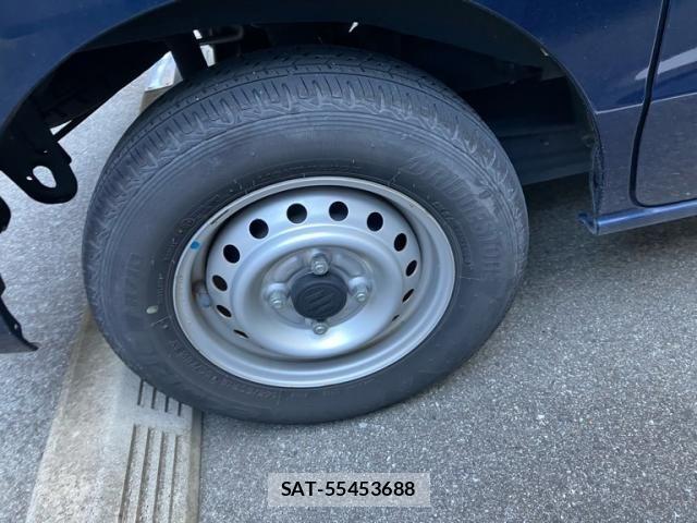 Suzuki EVERY 2019-01 8828966-3