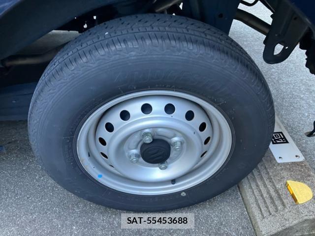 Suzuki EVERY 2019-01 8828966-4