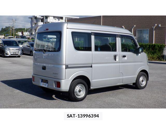 Suzuki EVERY 2021-06 8828962-2