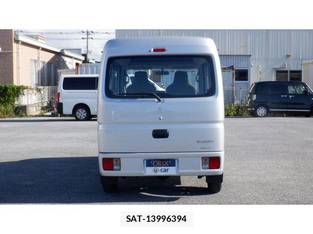 Suzuki EVERY 2021-06 8828962-4