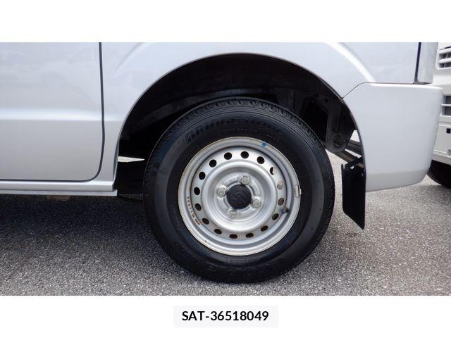 Suzuki EVERY 2021-06 8828961-24