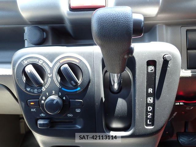 Suzuki EVERY 2022-04 8828965-9