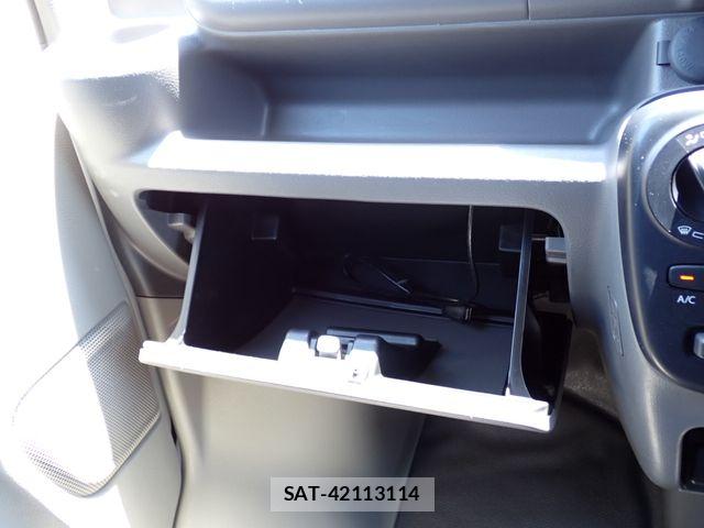 Suzuki EVERY 2022-04 8828965-13