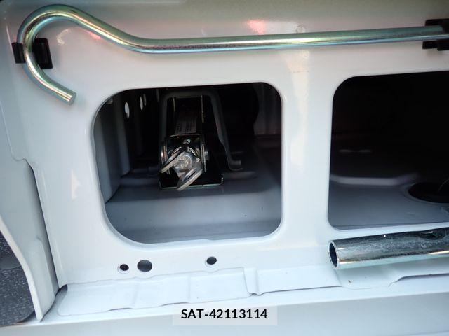 Suzuki EVERY 2022-04 8828965-18