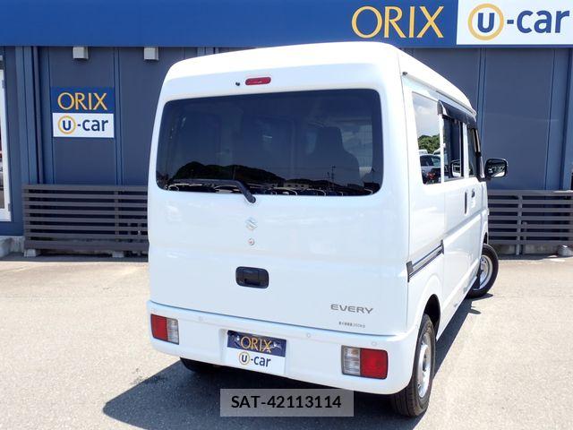 Suzuki EVERY 2022-04 8828965-2