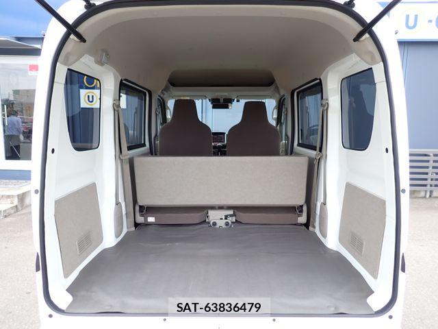 Suzuki EVERY 2022-05 8828963-16