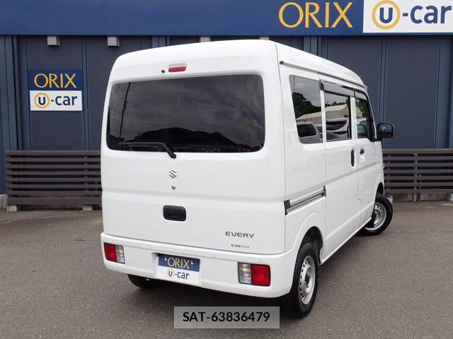 Suzuki EVERY 2022-05 8828963-2
