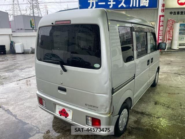 Suzuki EVERY 2006-09 8828967-2